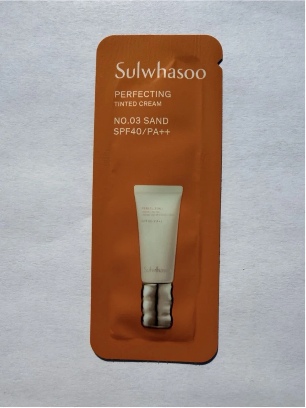 Sulwhasoo Perfecting Tinted Cream SPF40/PA++ 35mL. NO. 03 SAND 1ml x 24 pcs